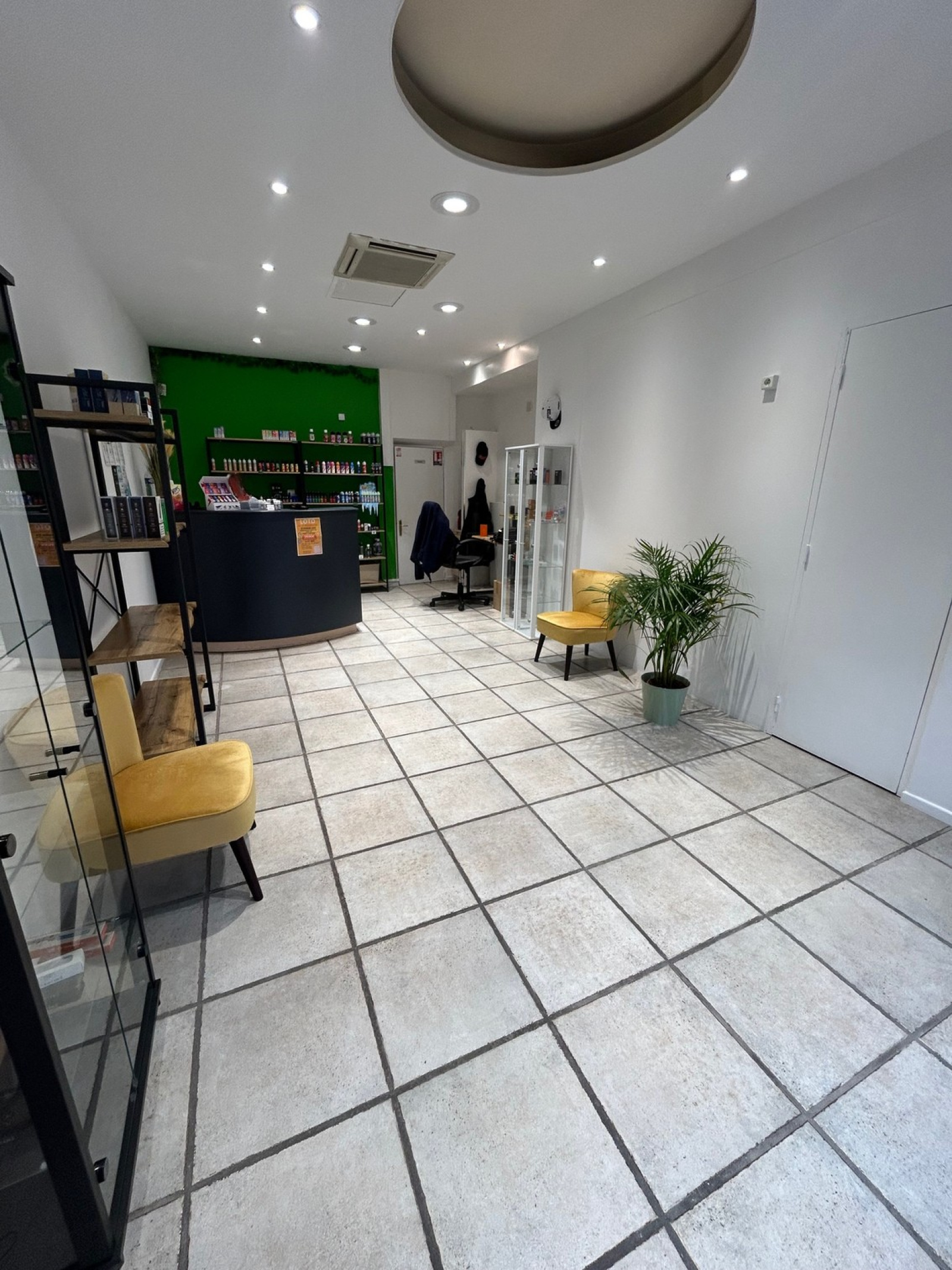 Image_, Local commercial, Chaumont, ref :901