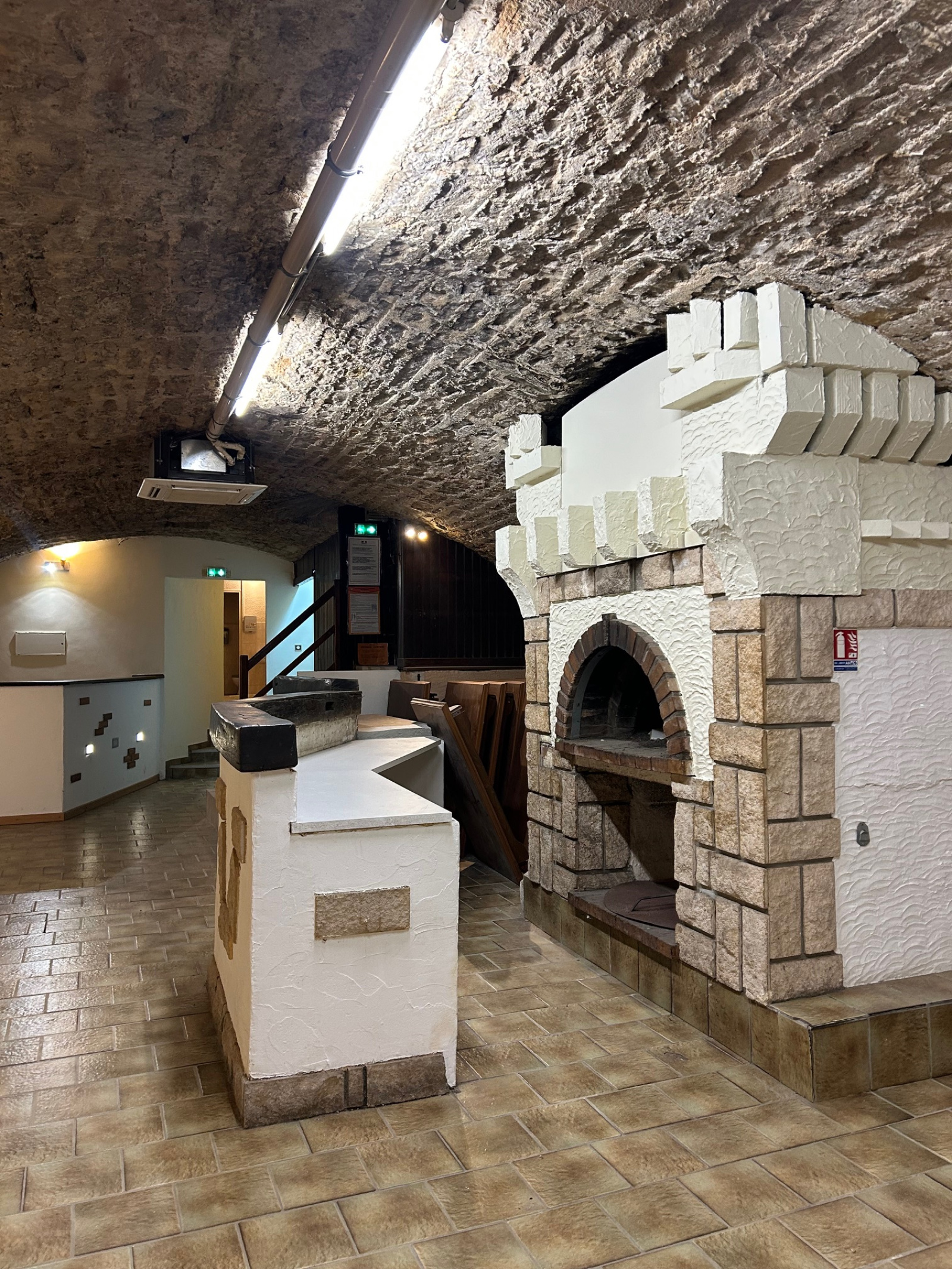 Image_, Local commercial, Chaumont, ref :813